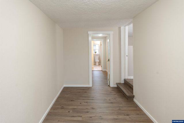 505 Leroy Av J, Molalla, OR 97038