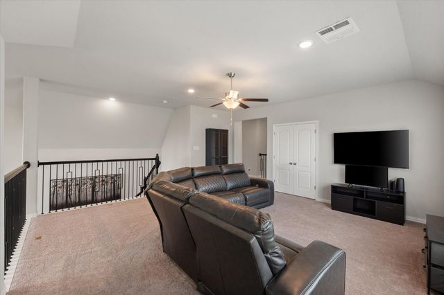 444 Windy Knoll, Burleson, TX 76028