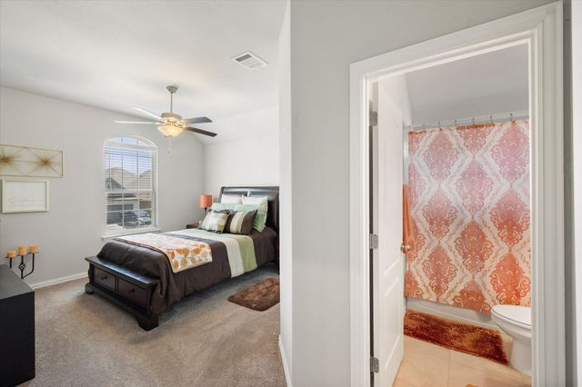 444 Windy Knoll, Burleson, TX 76028