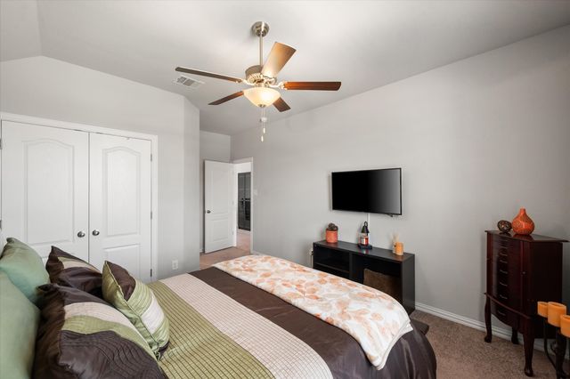 444 Windy Knoll, Burleson, TX 76028