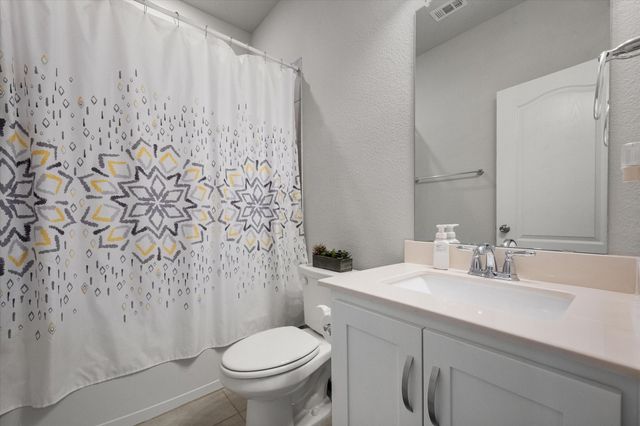 444 Windy Knoll, Burleson, TX 76028