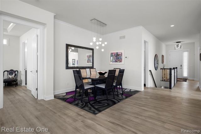 7656 Dunlap Court, West Bloomfield, MI 48322