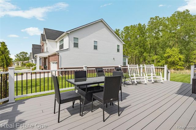 7656 Dunlap Court, West Bloomfield, MI 48322