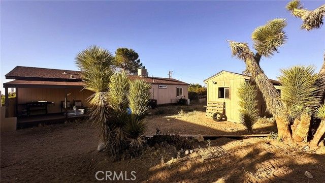 2033 Hollister Road, Pinon Hills, CA 92372