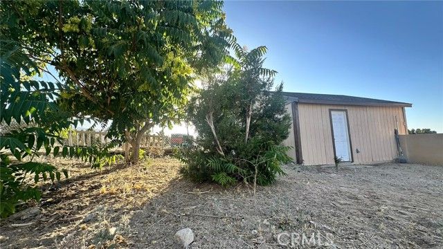 2033 Hollister Road, Pinon Hills, CA 92372