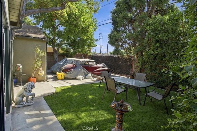 927 N Cordova, Burbank, CA 91505