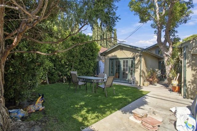 927 N Cordova, Burbank, CA 91505