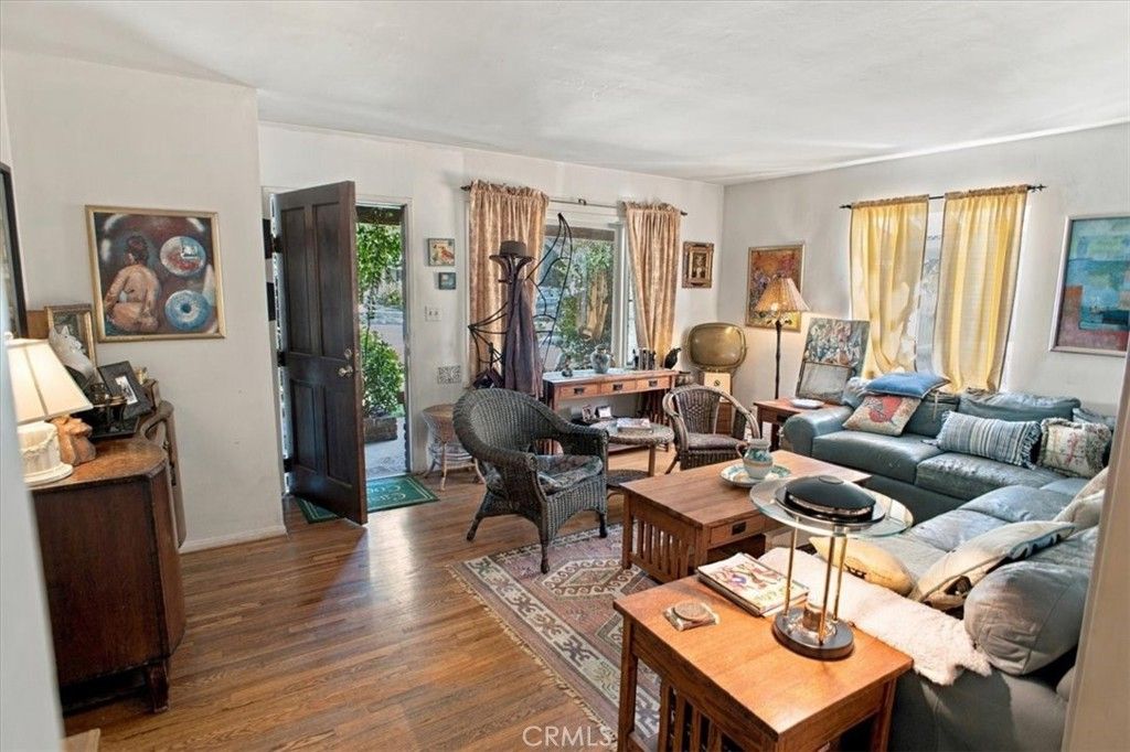 927 N Cordova, Burbank, CA 91505 — photo 2