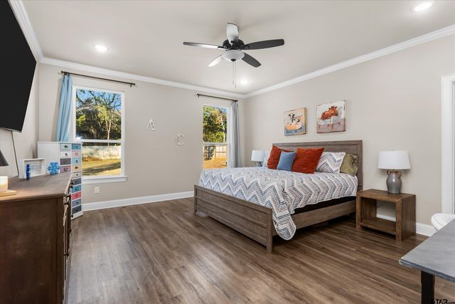 19438 Cedarpark Place, Lindale, TX 75771