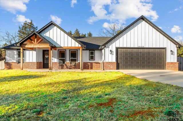 19438 Cedarpark Place, Lindale, TX 75771