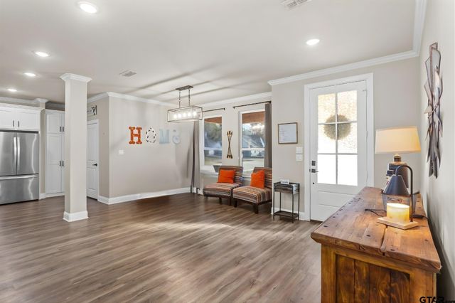 19438 Cedarpark Place, Lindale, TX 75771