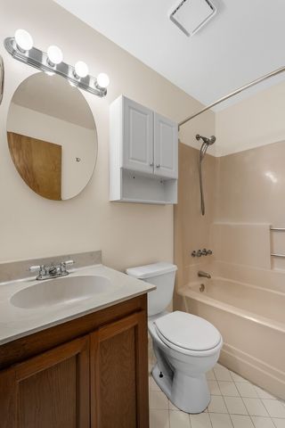 172 Brooke Castle Dr, Hermitage, TN 37076