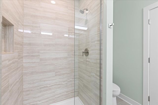 319 S Glendale Avenue 303, Barrington, IL 60010