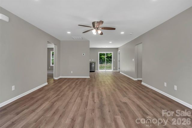 1210 Old Greenbriar Drive, Lancaster, SC 29720