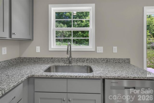 1210 Old Greenbriar Drive, Lancaster, SC 29720