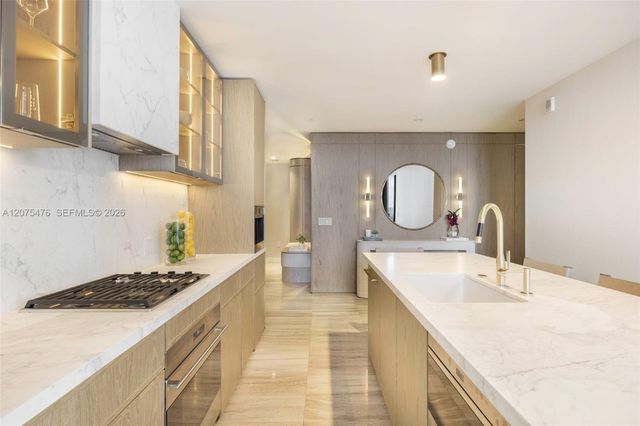 2831 S Bayshore Drive 804, Coconut Grove, FL 33133