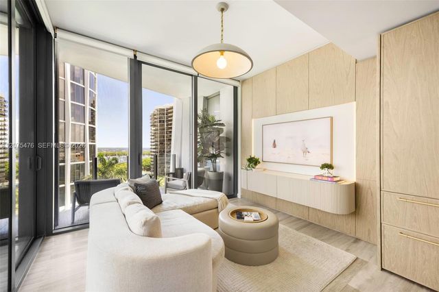 2831 S Bayshore Drive 804, Coconut Grove, FL 33133