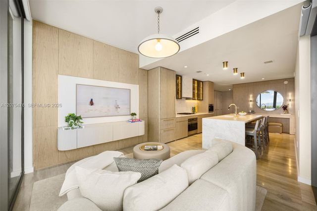 2831 S Bayshore Drive 804, Coconut Grove, FL 33133