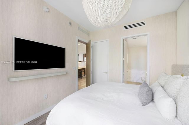 2831 S Bayshore Drive 804, Coconut Grove, FL 33133
