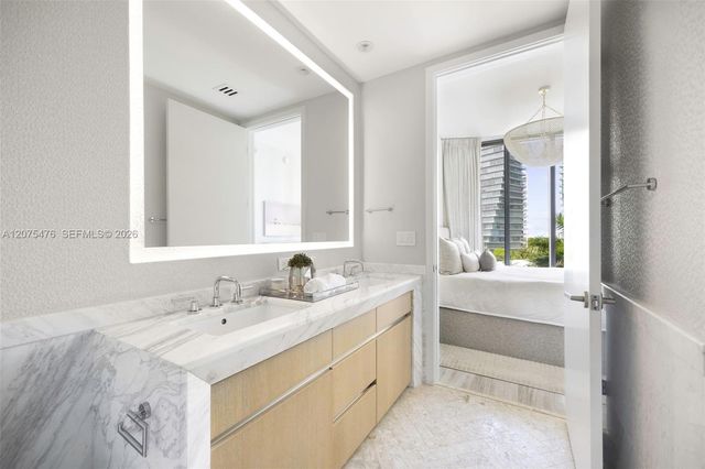 2831 S Bayshore Drive 804, Coconut Grove, FL 33133