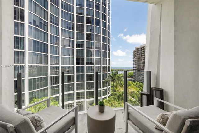 2831 S Bayshore Drive 804, Coconut Grove, FL 33133