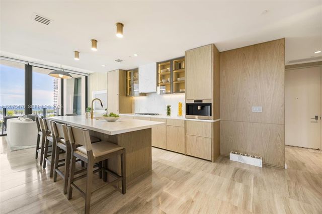 2831 S Bayshore Drive 804, Coconut Grove, FL 33133
