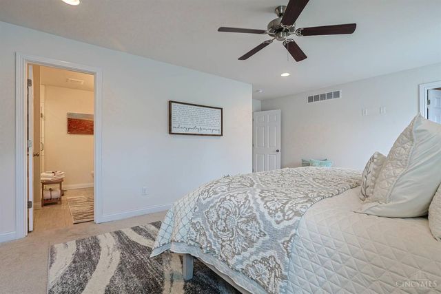 10705 Carolina Pines Drive, Harrison, OH 45030