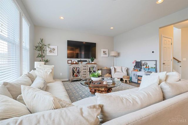 10705 Carolina Pines Drive, Harrison, OH 45030