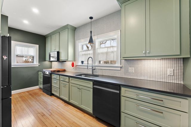 474 Park Avenue, Valparaiso, IN 46385