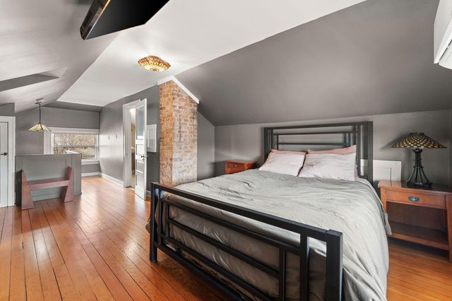 474 Park Avenue, Valparaiso, IN 46385