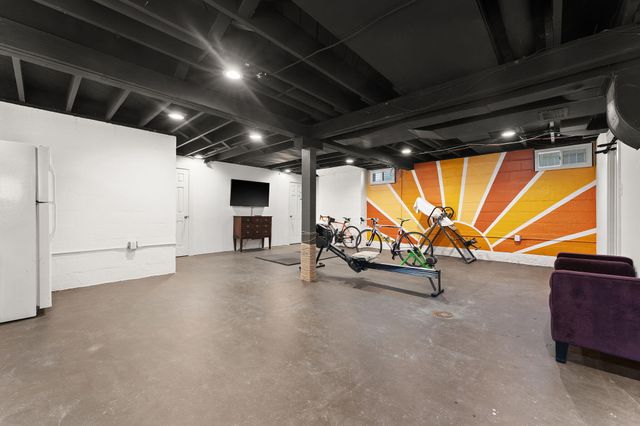 474 Park Avenue, Valparaiso, IN 46385