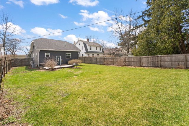 474 Park Avenue, Valparaiso, IN 46385