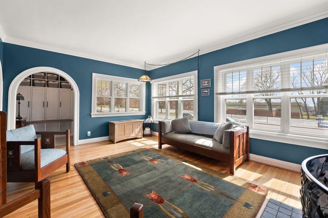 474 Park Avenue, Valparaiso, IN 46385