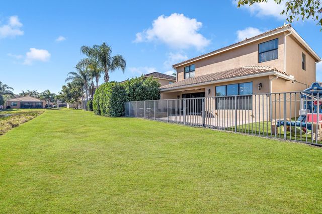 14586 Alabaster Avenue, Delray Beach, FL 33446