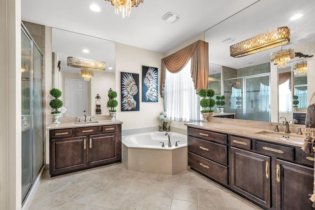 14586 Alabaster Avenue, Delray Beach, FL 33446