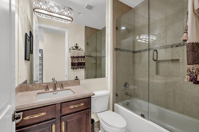 14586 Alabaster Avenue, Delray Beach, FL 33446