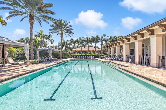 14586 Alabaster Avenue, Delray Beach, FL 33446