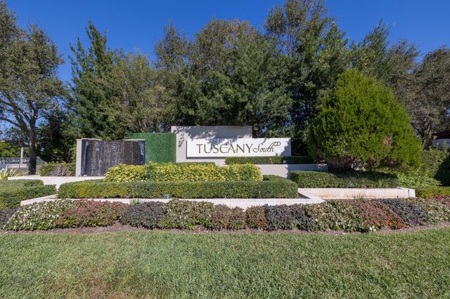 14586 Alabaster Avenue, Delray Beach, FL 33446