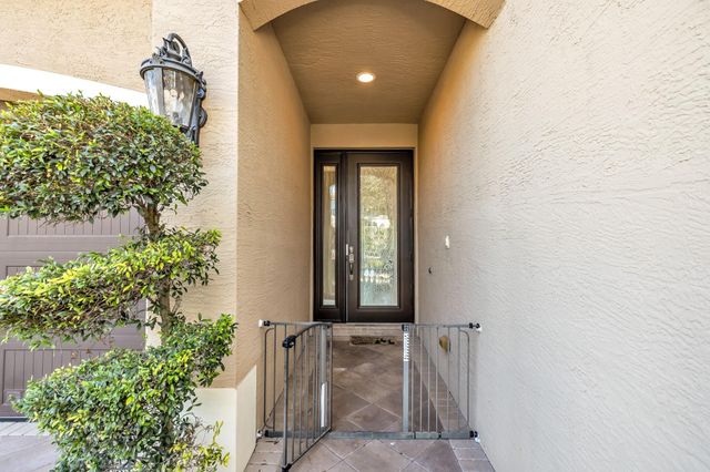 14586 Alabaster Avenue, Delray Beach, FL 33446