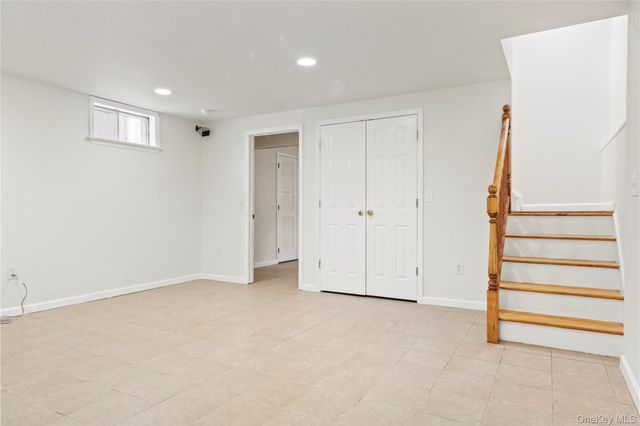 9 Simenovsky Drive, Haverstraw, NY 10927