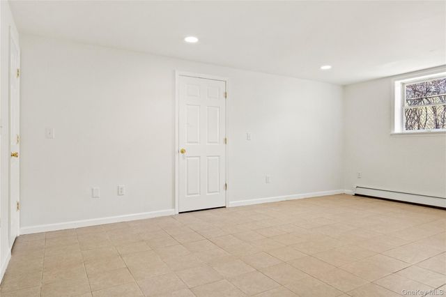 9 Simenovsky Drive, Haverstraw, NY 10927