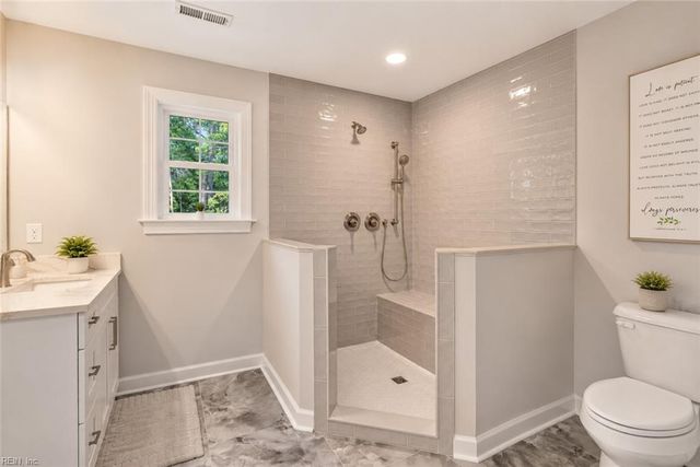 940 Dare RD, Yorktown, VA 23692