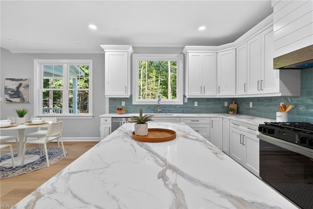940 Dare RD, Yorktown, VA 23692