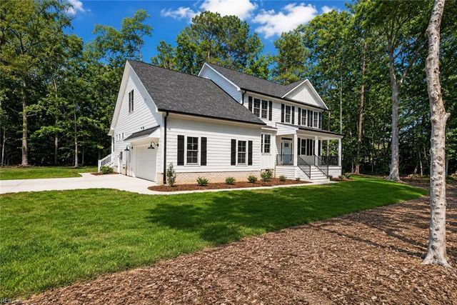 940 Dare RD, Yorktown, VA 23692