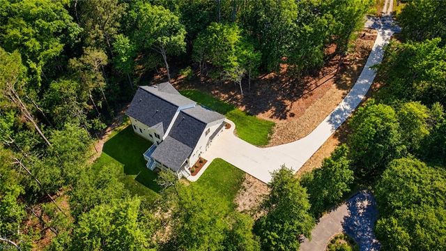 940 Dare RD, Yorktown, VA 23692