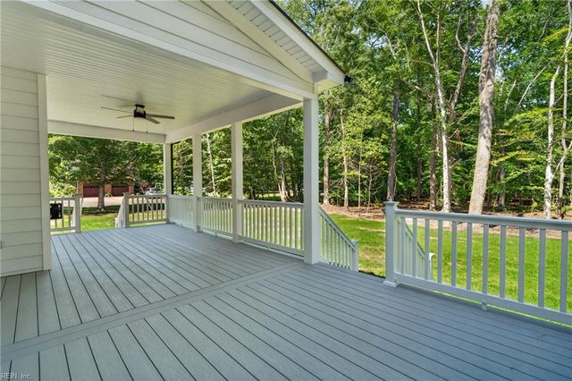 940 Dare RD, Yorktown, VA 23692