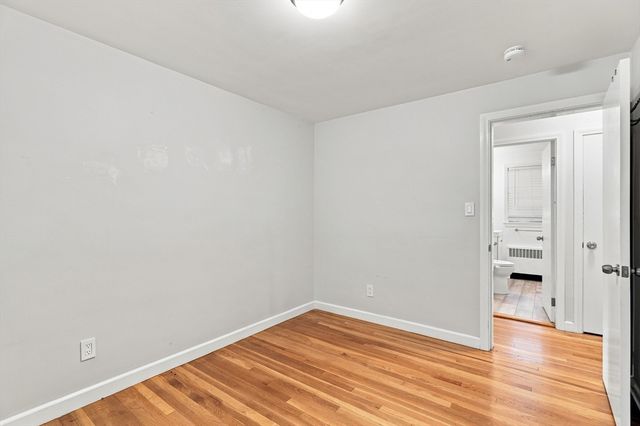 28 Hilltop Circle, Worcester, MA 01609