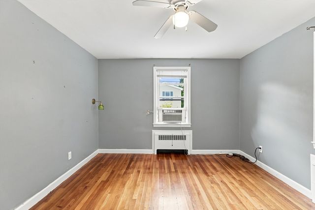 28 Hilltop Circle, Worcester, MA 01609