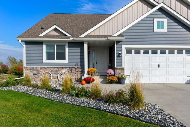 920 Amelia Court NE, Montgomery, MN 56069