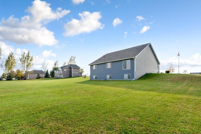 920 Amelia Court NE, Montgomery, MN 56069